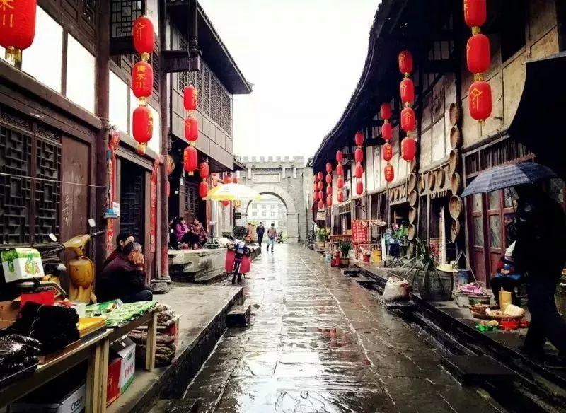 60-70岁是“长寿关键期”！坚持运动，少吃剩菜，保持良好情